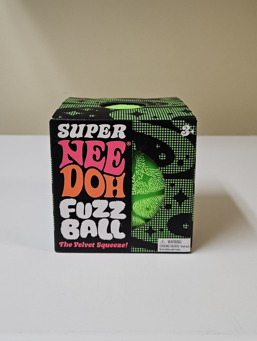 NeeDoh Super Fuzz Ball - Green - Picture 6 of 7